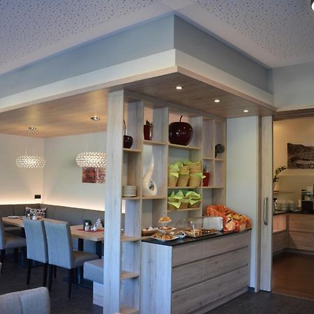 Flair Hotel Am Rosenhuegel - Garni Cochem Bagian luar foto