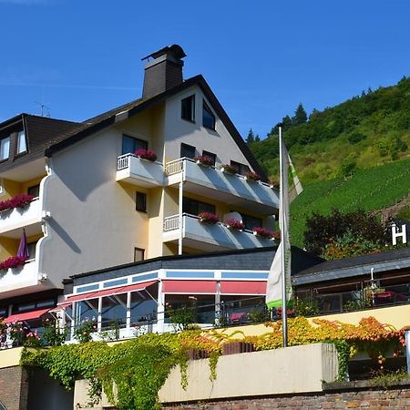 Flair Hotel Am Rosenhuegel - Garni Cochem Bagian luar foto