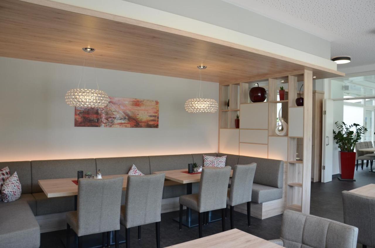 Flair Hotel Am Rosenhuegel - Garni Cochem Bagian luar foto