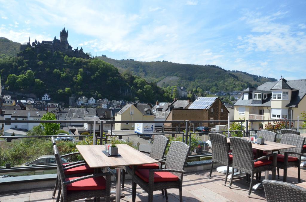 Flair Hotel Am Rosenhuegel - Garni Cochem Bagian luar foto