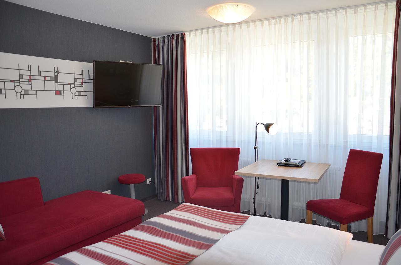 Flair Hotel Am Rosenhuegel - Garni Cochem Bagian luar foto