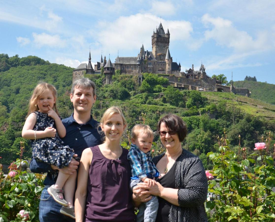 Flair Hotel Am Rosenhuegel - Garni Cochem Bagian luar foto